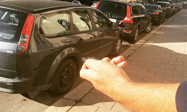 Här varnar polisen för tjuvarnas störsändare