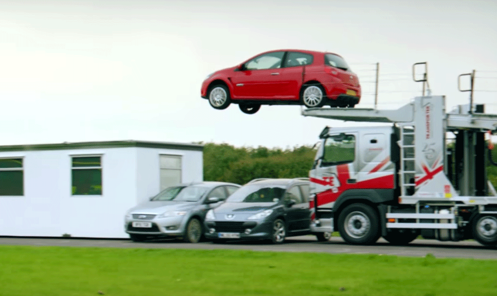 Hammond vill ha stuntman som testförare