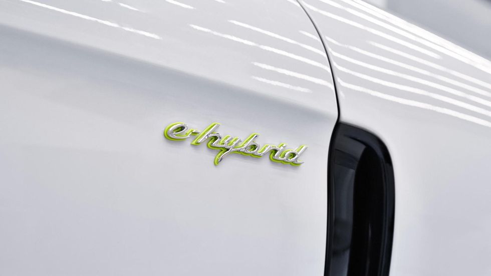 Porsches elektriska framtid är redan en succé