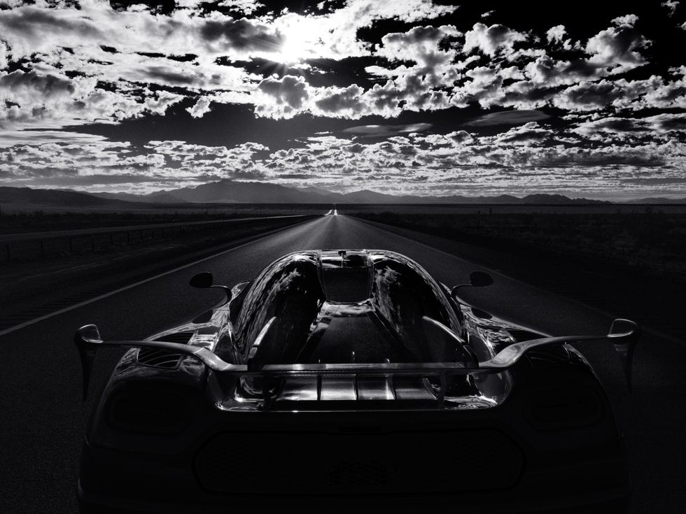 Så här fotar man världens snabbaste bil