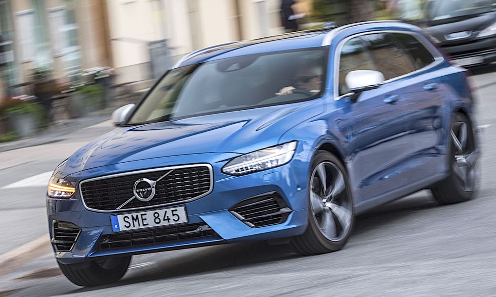 Volvos nya bonus: Kör en +400 hk tjänstebil för reapris
