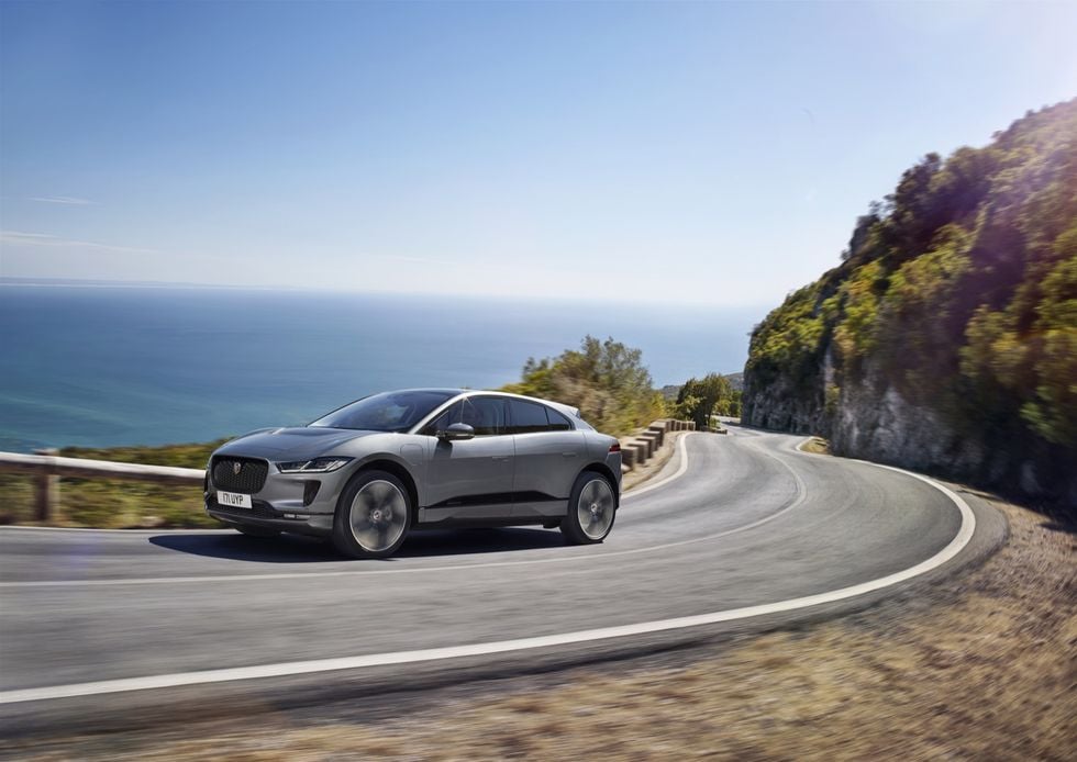 Jaguar I-Pace är officiell – fyrhjulsdriven elsuv med räckvidd på 48 mil