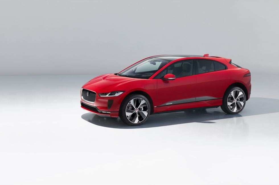 Jaguar I-Pace är officiell – fyrhjulsdriven elsuv med räckvidd på 48 mil