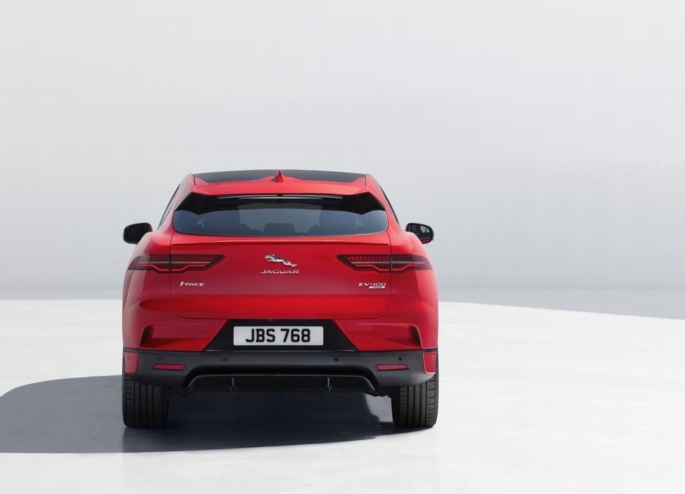 Jaguar I-Pace är officiell – fyrhjulsdriven elsuv med räckvidd på 48 mil