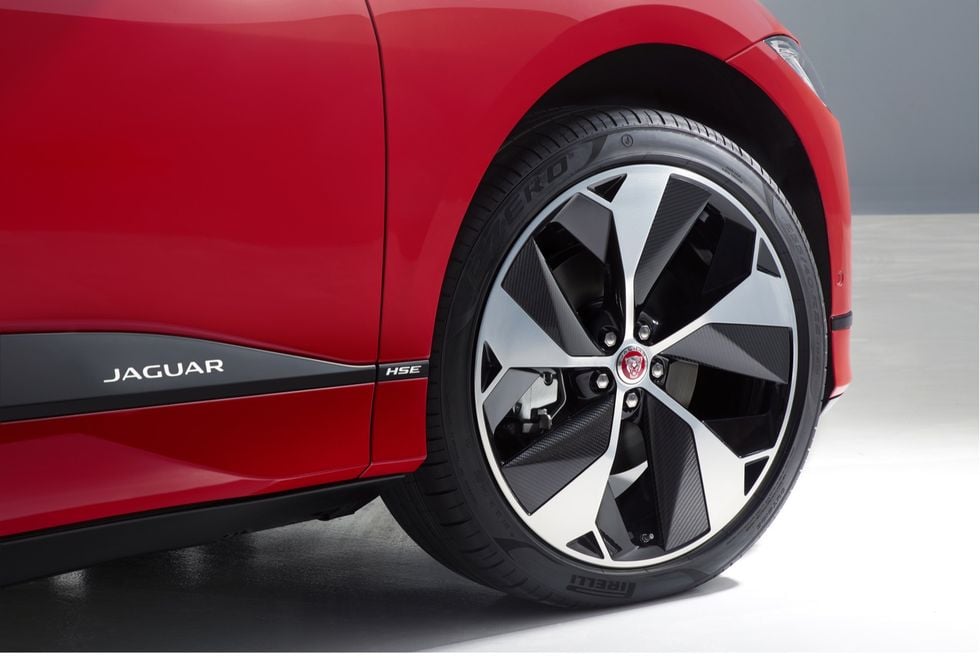 Jaguar I-Pace är officiell – fyrhjulsdriven elsuv med räckvidd på 48 mil