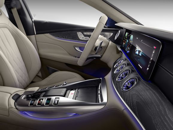 Panamera får se upp: Här är Mercedes-AMG GT Coupé