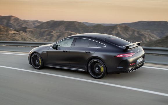 Panamera får se upp: Här är Mercedes-AMG GT Coupé