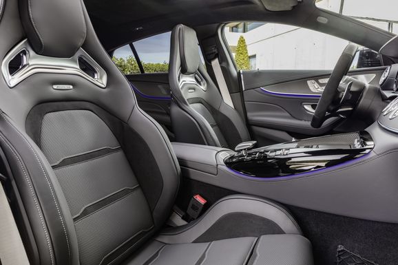 Panamera får se upp: Här är Mercedes-AMG GT Coupé