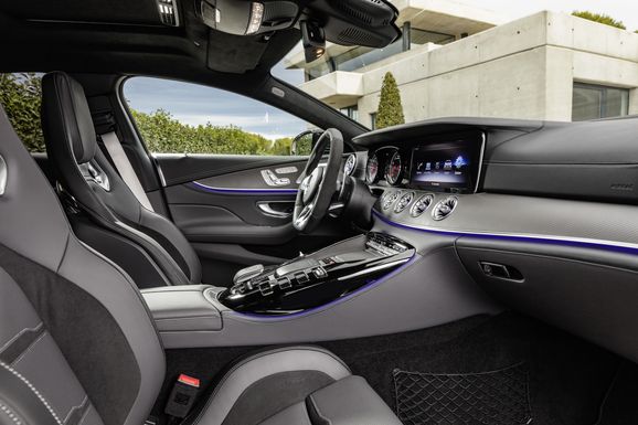 Panamera får se upp: Här är Mercedes-AMG GT Coupé