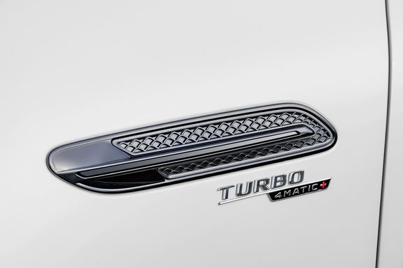 Panamera får se upp: Här är Mercedes-AMG GT Coupé