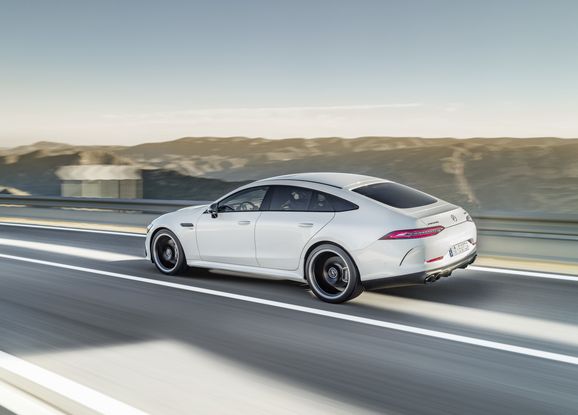 Panamera får se upp: Här är Mercedes-AMG GT Coupé