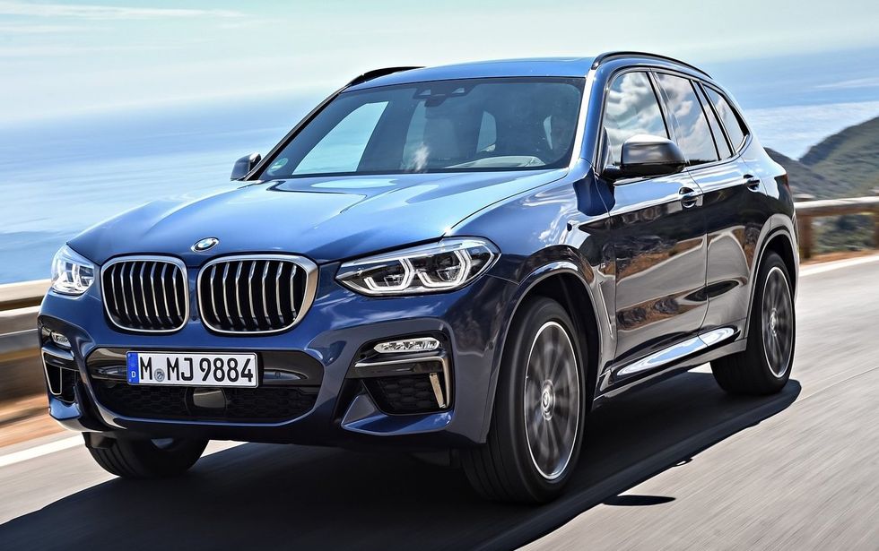 BMW iX3 närmar sig: 