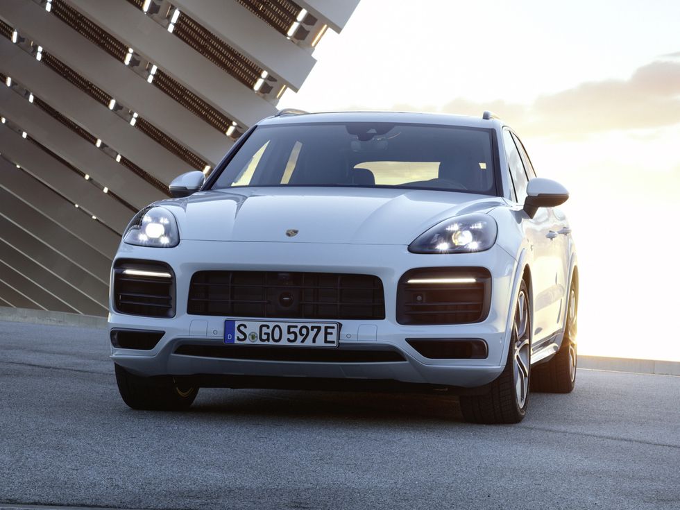 Porsches första suv-laddhybrid kan bli en succé – svenskt pris