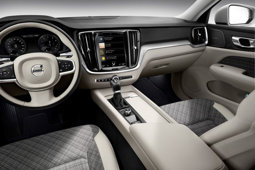 Volvo V60 hyllas av internationell press: 