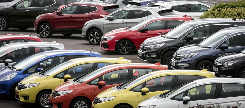 Ny rapport visar: Svenska bilsäljare vill inte sälja elbilar