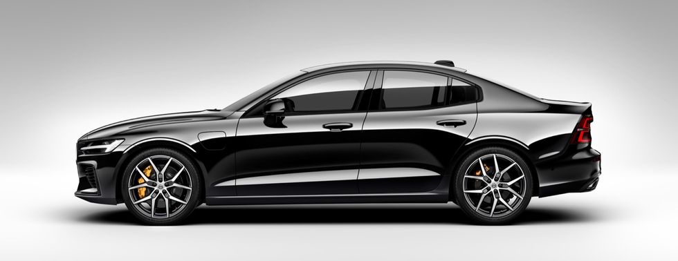 Volvo S60 kommer som laddhybrid i två versioner