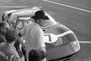 Matt Damon spelar Carroll Shelby i filmen ”Ford vs Ferrari”