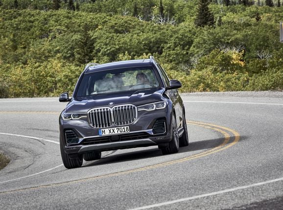 Sjusitsiga BMW X7 ska ses som 7-serie på styltor