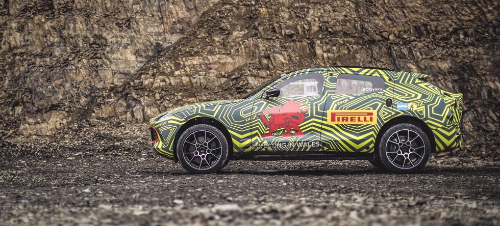 Första bilderna på märkets viktigaste modell – någonsin