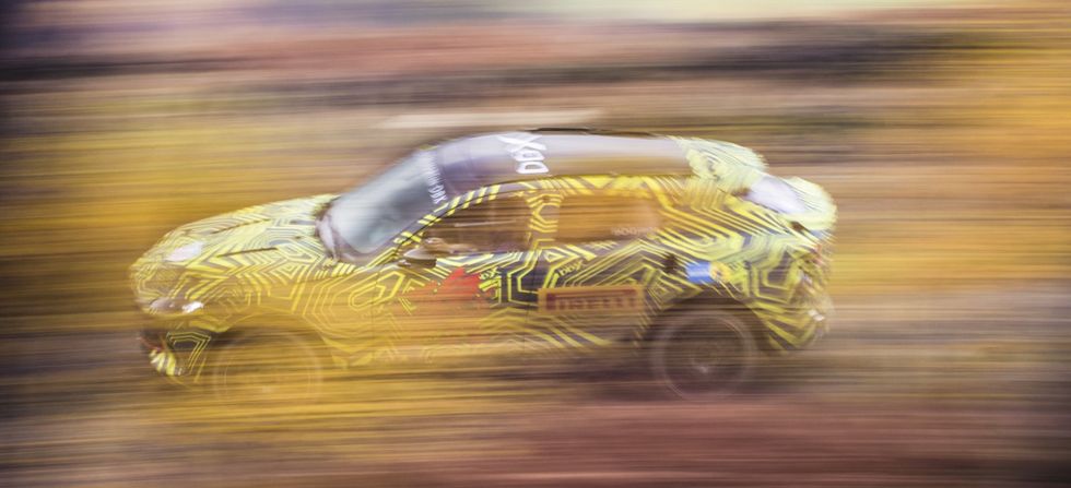 Första bilderna på märkets viktigaste modell – någonsin