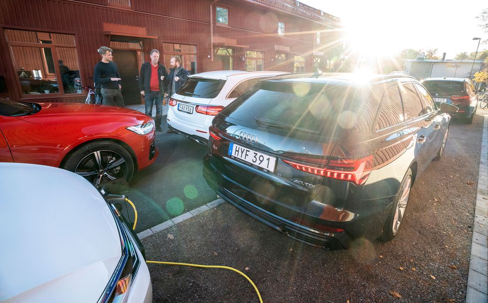 Kombitest: Nya Audi A6 Avant möter klassens tuffaste utmanare