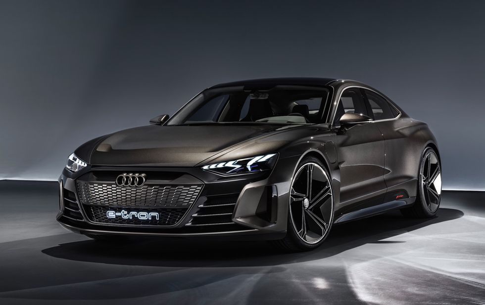 Premiär: Audi e-tron GT – med Audi-DNA och Porsche-teknik