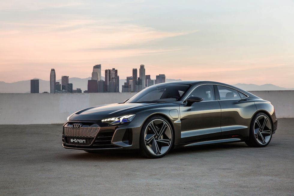 Premiär: Audi e-tron GT – med Audi-DNA och Porsche-teknik