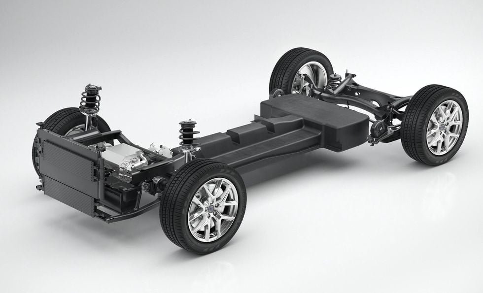 Andra bilden på Polestar 2 visar släktskap med Geely FY11