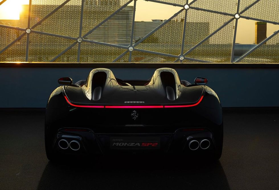 Kvällsfilm: Lyssna på Ferraris starkaste gatbilar någonsin