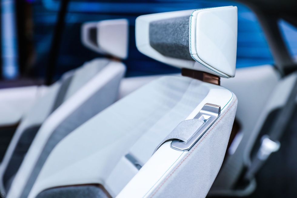 Volvoägaren Geely visar Preface Sedan – elbil på CMA-plattform?