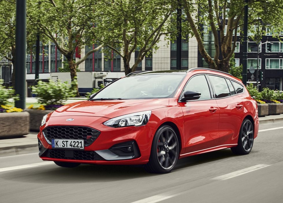 Ford Focus ST Kombi – rymlig familjeracer med 280 hk