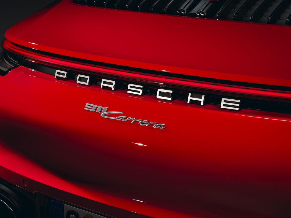 Premiär: Porsche 911 Carrera Coupé och Cabriolet – svenska priser