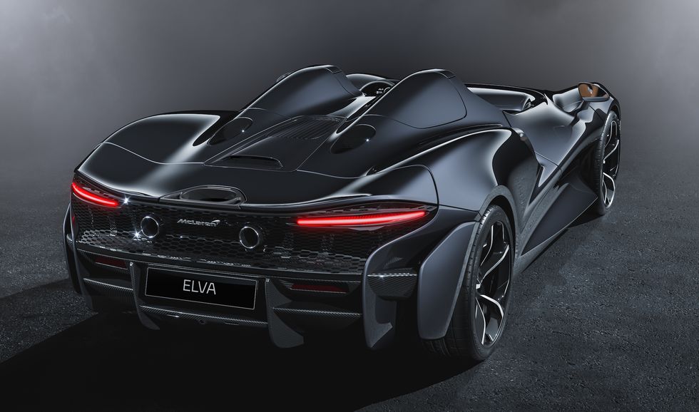 Superlyxig roadster utan vindruta – McLaren Elva får 815 hk
