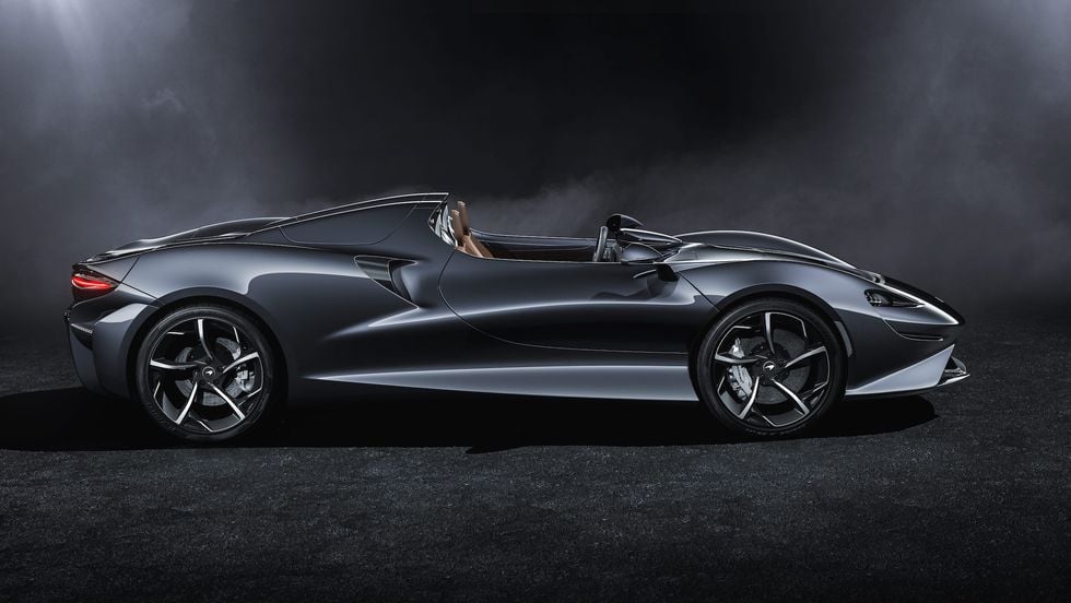 Superlyxig roadster utan vindruta – McLaren Elva får 815 hk