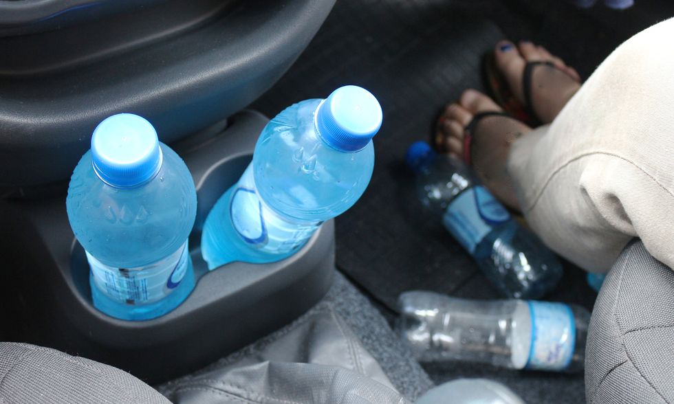 Ny lag om barn i varma bilar – Tesla utvecklar en lösning