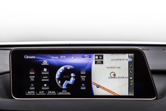 Vi provkör Lexus RX 450h: 