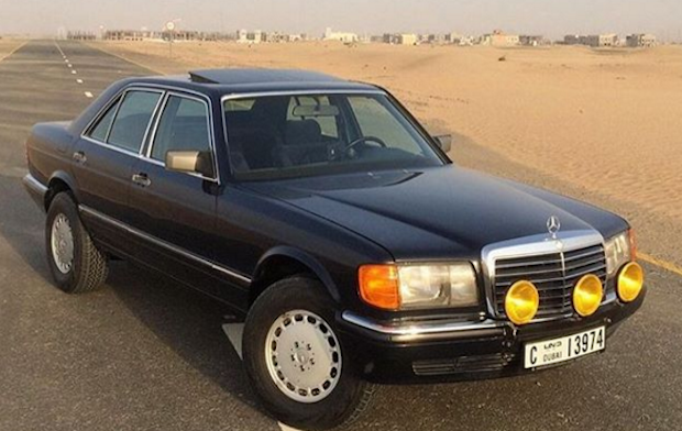 Upphöjd öken-Mercedes är redaktionens nya drömbil