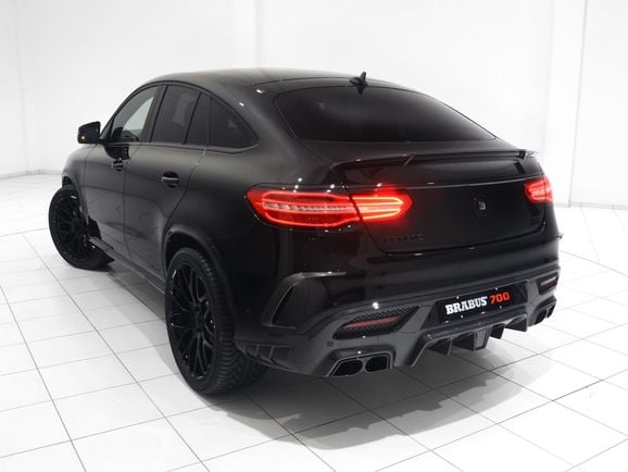 Nya Brabus 700 Coupé – skrämmer BMW X6 M