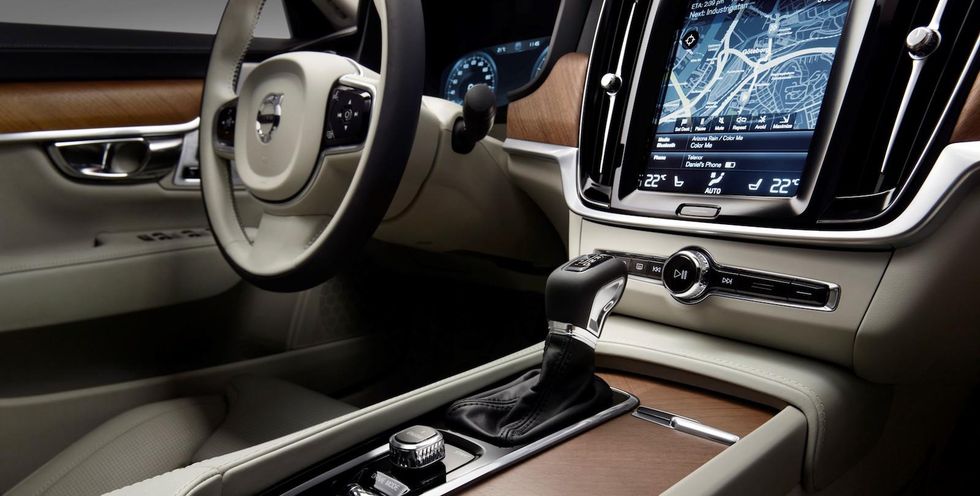 Volvo S90 hyllas i utlandet: 