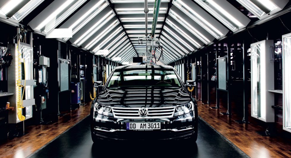 Efter skandalen – nu sätts prestigefabriken på paus