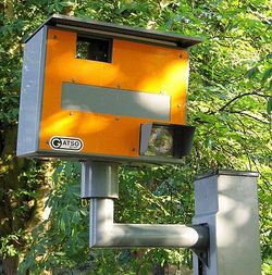 Experten: Fartkameror ger inte alls färre olyckor