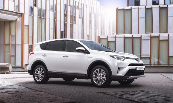 Vi provkör Toyota Rav4 som hybrid: 
