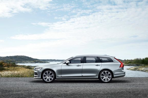 Vi provkör Volvo V90: Så bra är nya lyxkombin