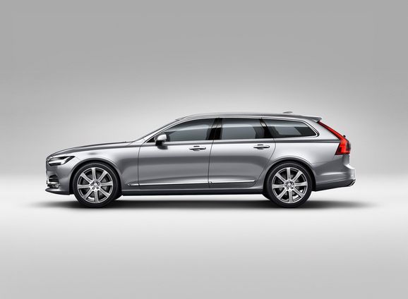 Vi provkör Volvo V90: Så bra är nya lyxkombin