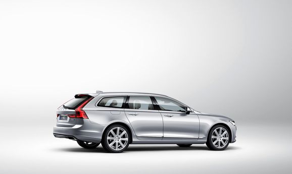 Vi provkör Volvo V90: Så bra är nya lyxkombin