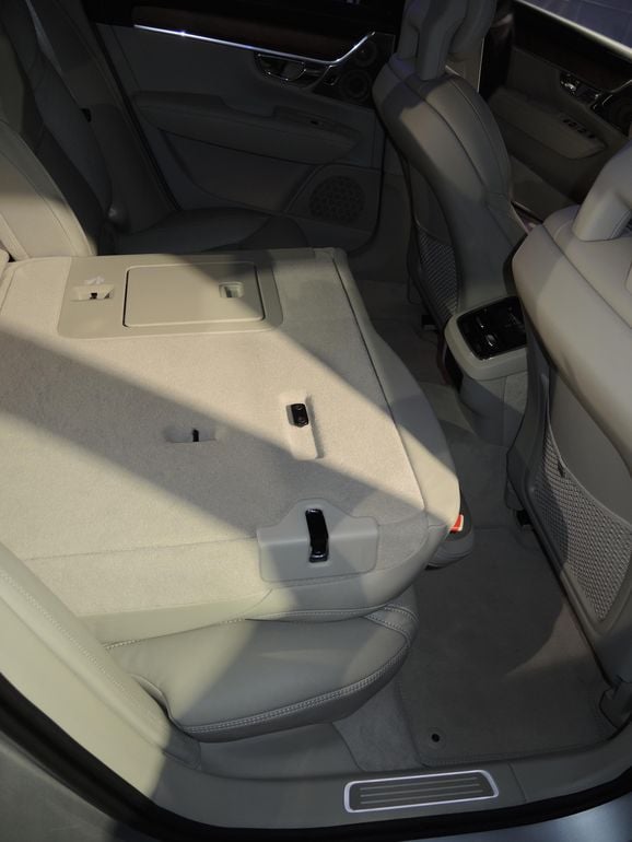 Volvo V90 redo i appen ”Bygg Din Volvo”