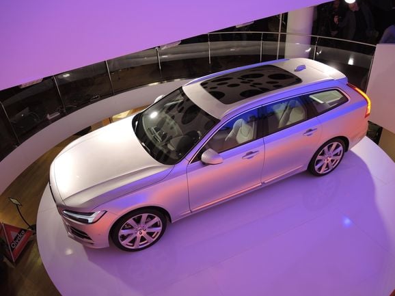 Volvo V90 redo i appen ”Bygg Din Volvo”