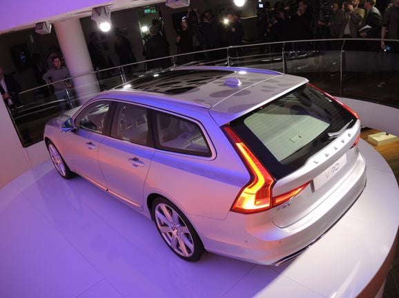 Volvo V90 redo i appen ”Bygg Din Volvo”