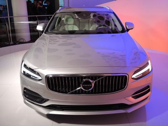 Volvo V90 redo i appen ”Bygg Din Volvo”