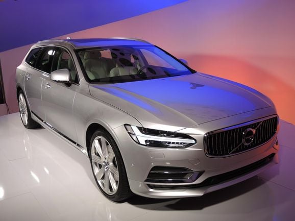 Volvo V90 redo i appen ”Bygg Din Volvo”